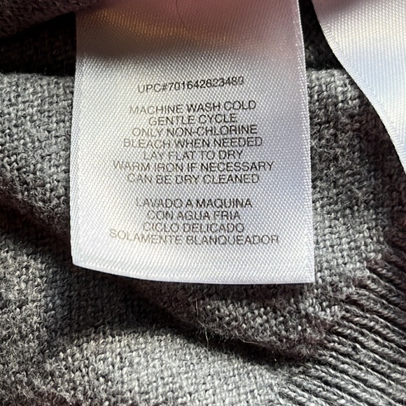 Anne Klein Gray Sweater - Picture 9 of 11